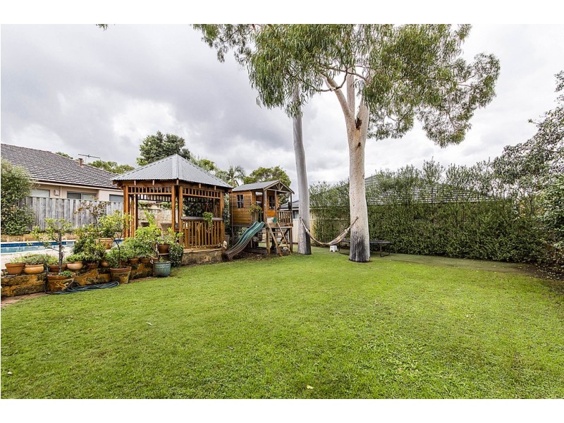 12 Alexander Street, Wembley WA 6014