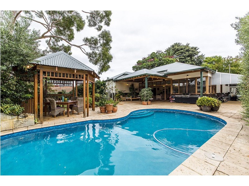 12 Alexander Street, Wembley WA 6014