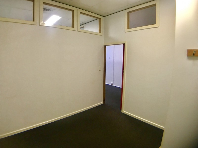 Unit 2, 8 Silas Street, East Fremantle WA 6158