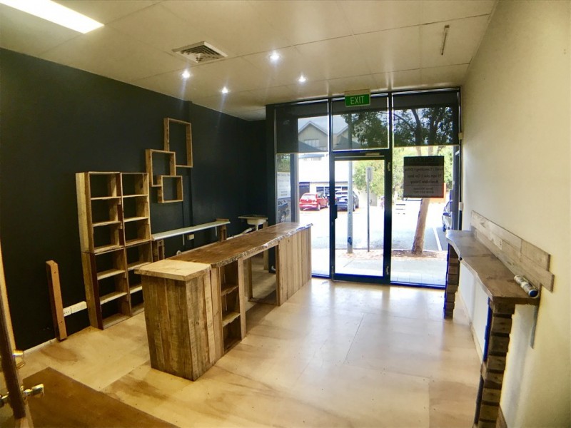 Unit 2, 8 Silas Street, East Fremantle WA 6158