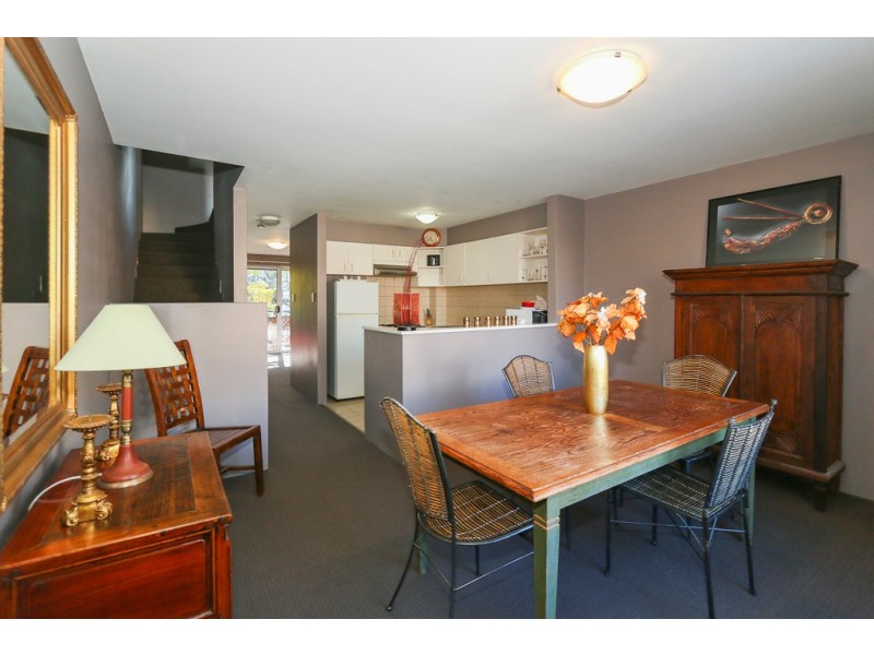 4/39 Bronte Street, East Perth WA 6004