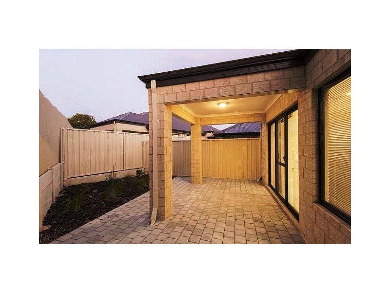 13D Darch Street, Yokine WA 6060