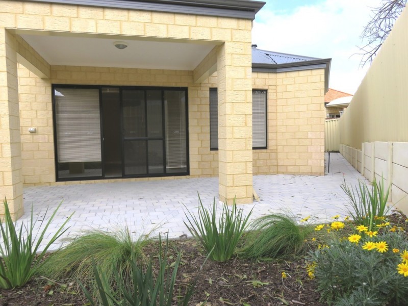 13D Darch Street, Yokine WA 6060