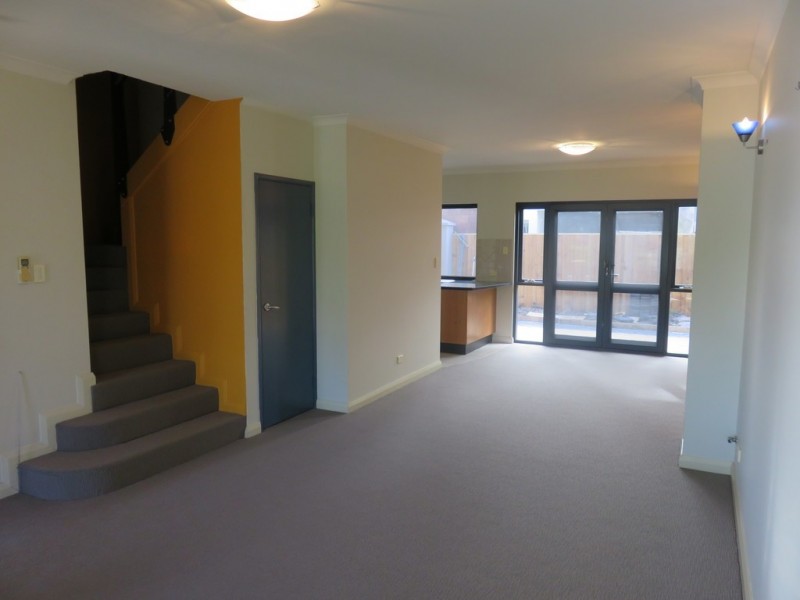 2/1 Hammond, West Perth WA 6005