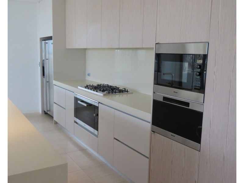 22/21 Ocean Drive, North Coogee WA 6163