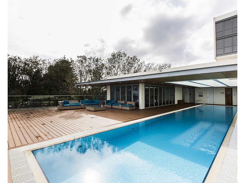 22/21 Ocean Drive, North Coogee WA 6163