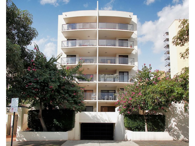 3/2 Colin Street, West Perth WA 6005