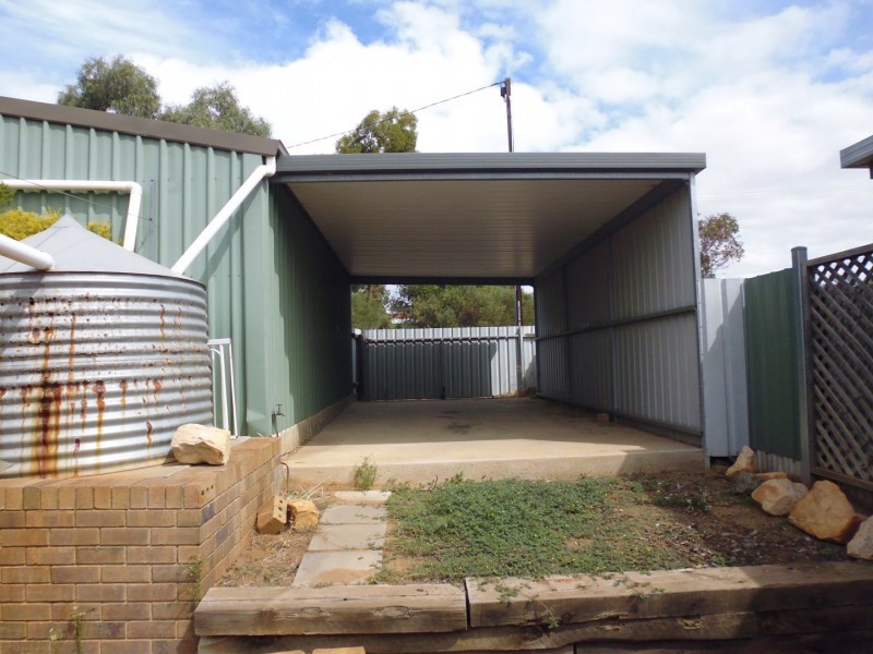 29 King George St, Mannum SA 5238