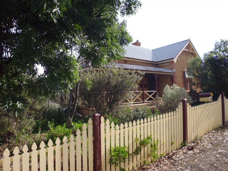 17 Victoria Street, Mannum SA 5238