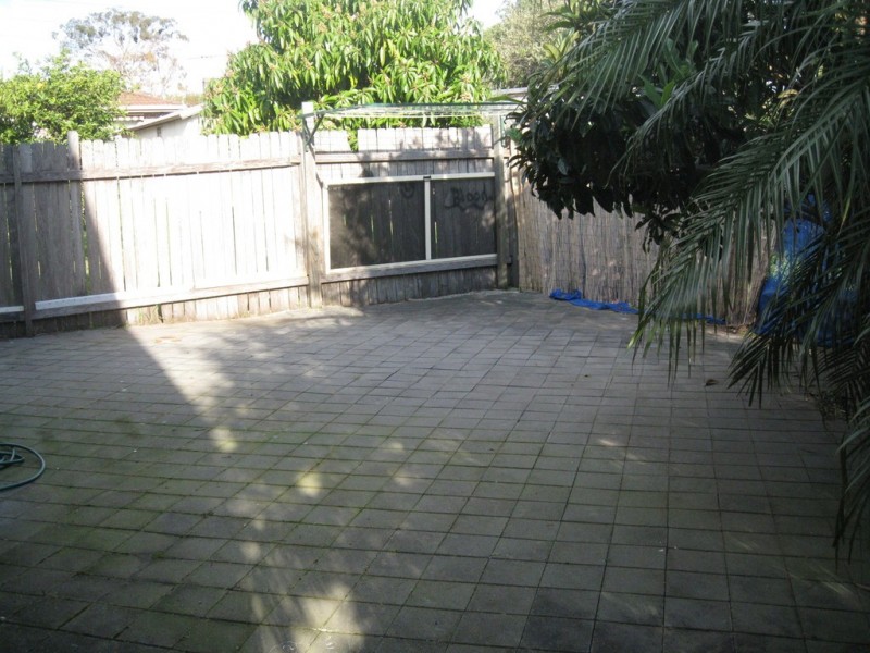 15B ROYAL AVENUE, Birrong NSW 2143