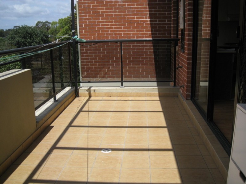 9 / 2 – 8 KITCHENER AVENUE, Regents Park NSW 2143