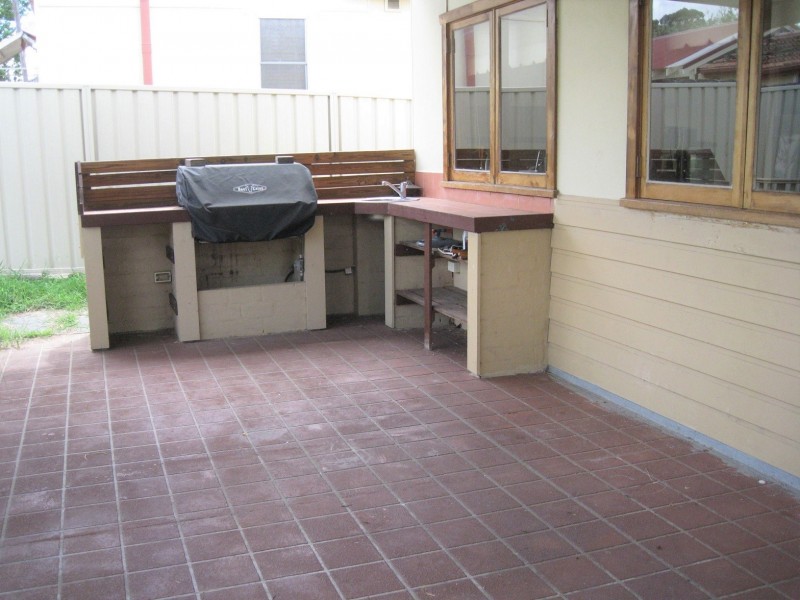 14 CLUCAS ROAD, Regents Park NSW 2143