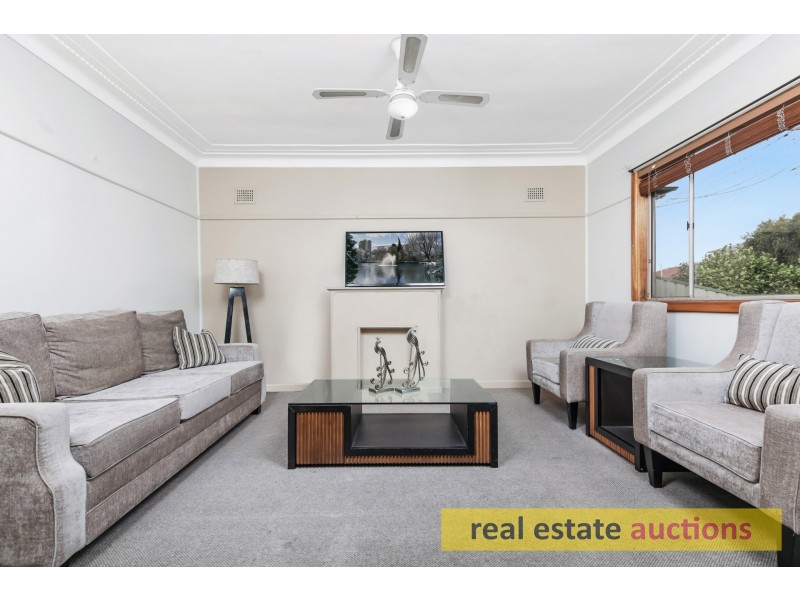 7 WILGA STREET, Regents Park NSW 2143