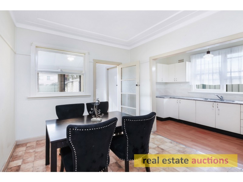 7 WILGA STREET, Regents Park NSW 2143