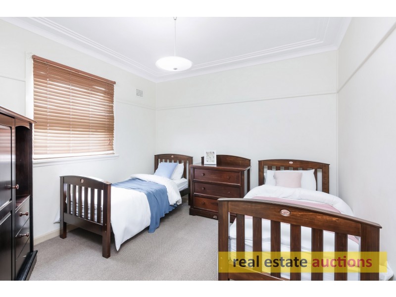 7 WILGA STREET, Regents Park NSW 2143