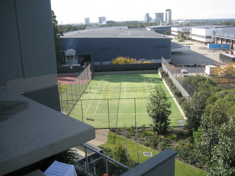 305 / 81-86 COURALLIE AVENUE, Homebush West NSW 2140