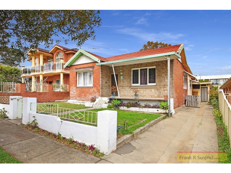 4 KENT STREET, Regents Park NSW 2143