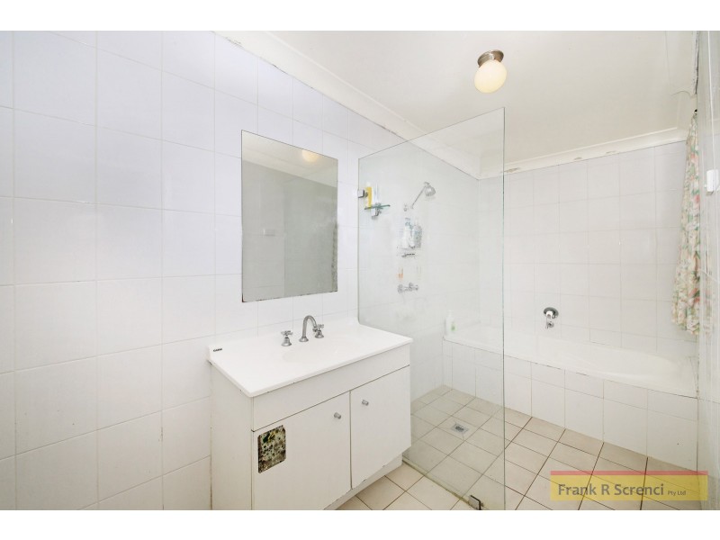 4 KENT STREET, Regents Park NSW 2143