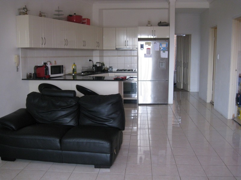 8/27-33 BURKE AVENUE, Berala NSW 2141