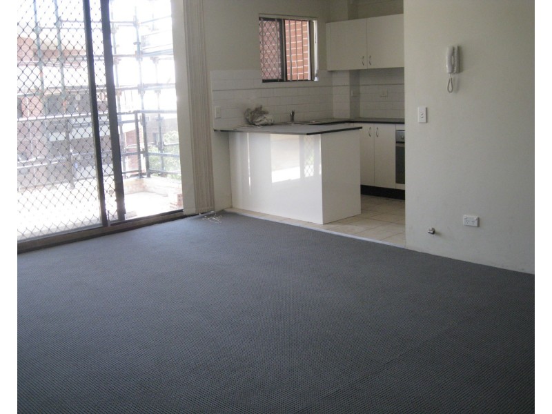 5/1-5 KITCHENER AVENUE, Regents Park NSW 2143