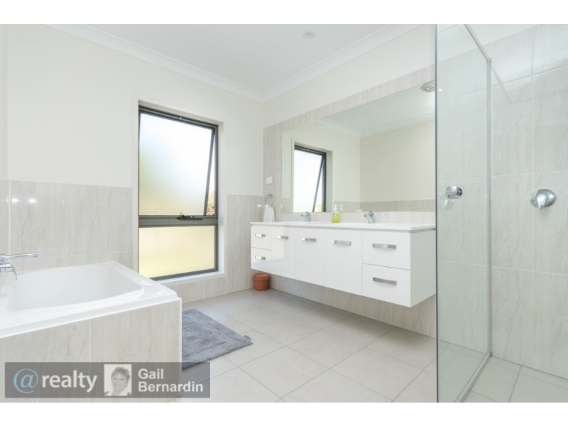 92 Trafalgar Drive, Morayfield QLD 4506