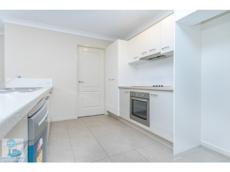8 Dragon Avenue, Morayfield QLD 4506