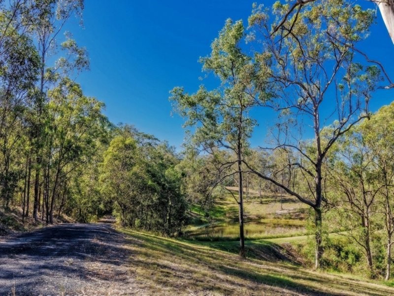 189 Moorina Road, Moorina QLD 4506