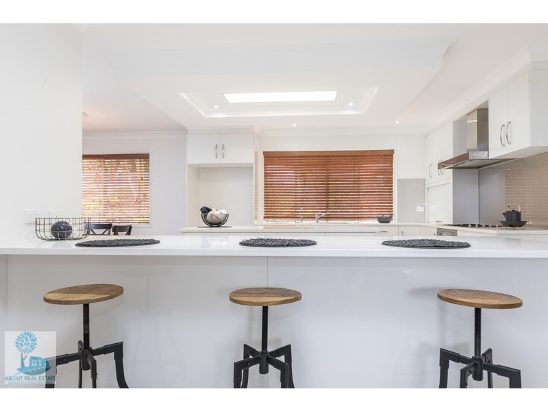 18 WALNUT COURT, Burpengary QLD 4505