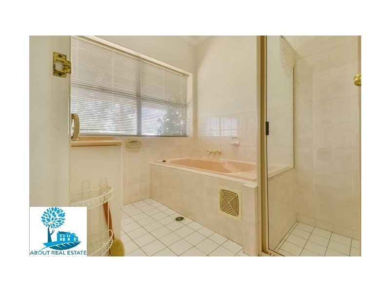 489 Mt Mee Road, Delaneys Creek QLD 4514