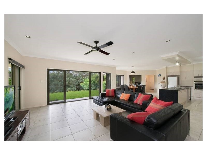 12 Homestead Court, Dayboro QLD 4521