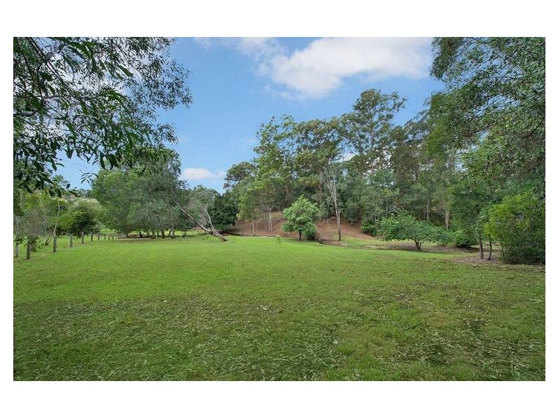 12 Homestead Court, Dayboro QLD 4521