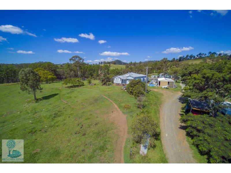 27 Mountain View Road, Moorina QLD 4506