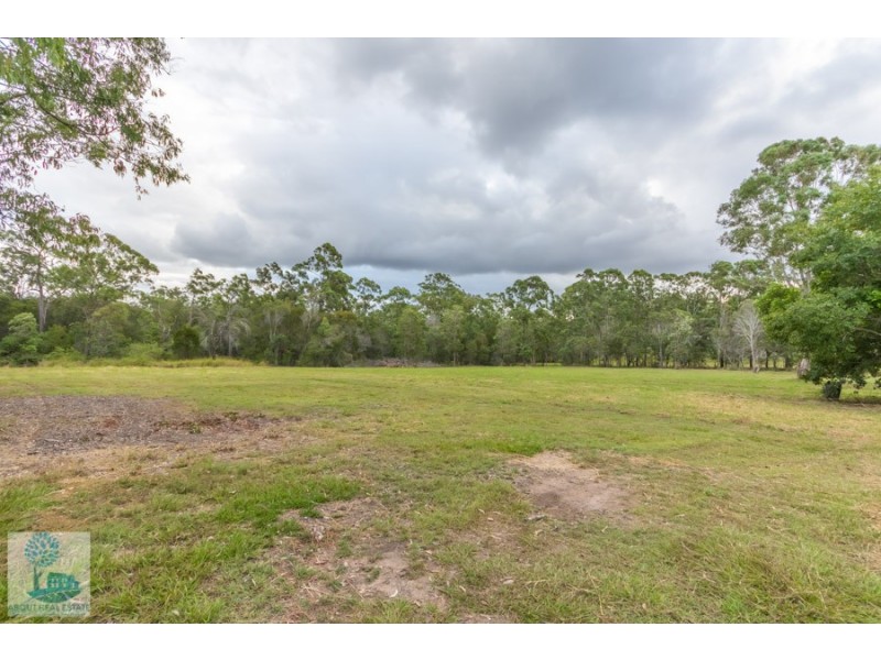 20 Mumford Road, Kurwongbah QLD 4503