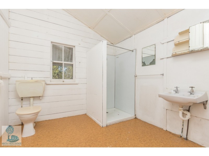 996 Mount Samson Road, Samsonvale QLD 4520