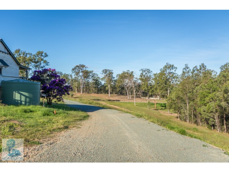 996 Mount Samson Road, Samsonvale QLD 4520