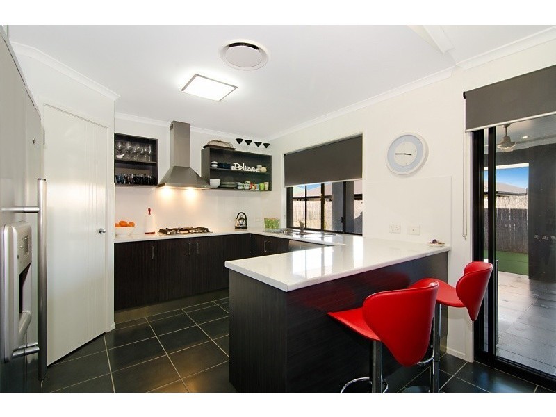 17 Dewar Court, Caboolture QLD 4510