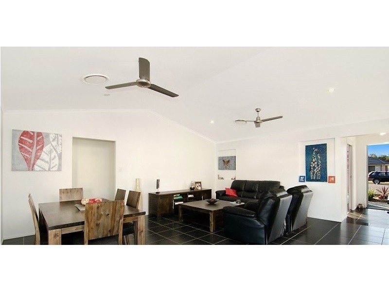 17 Dewar Court, Caboolture QLD 4510