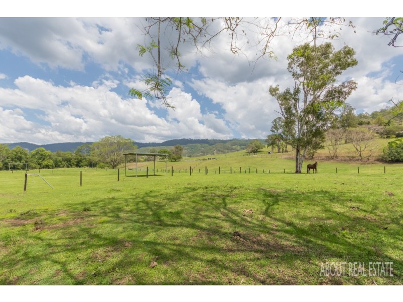 94 McNamara Road, Rocksberg QLD 4510