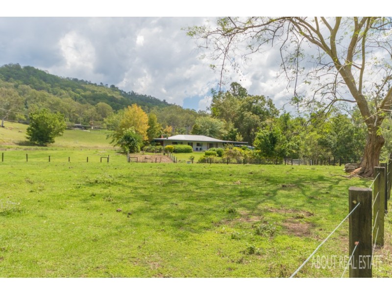 94 McNamara Road, Rocksberg QLD 4510