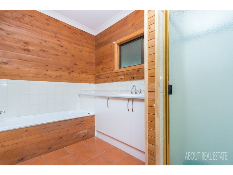 94 McNamara Road, Rocksberg QLD 4510