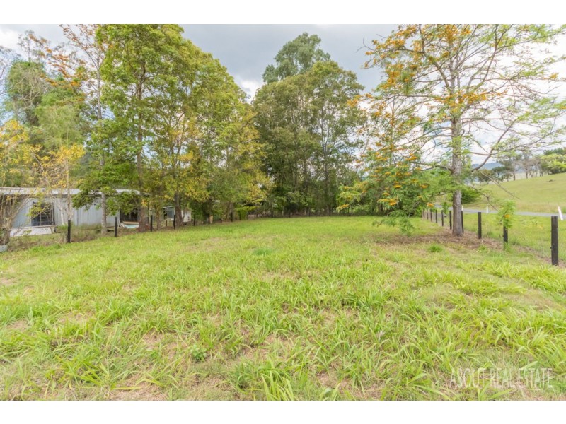 94 McNamara Road, Rocksberg QLD 4510