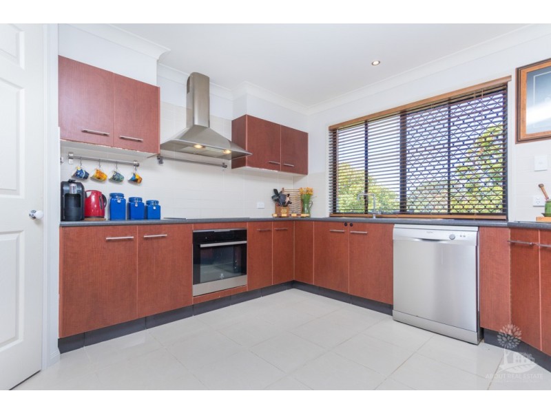 8 Grace Mac Court, Narangba QLD 4504