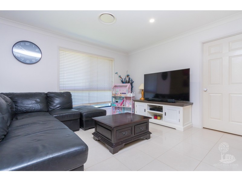 8 Grace Mac Court, Narangba QLD 4504