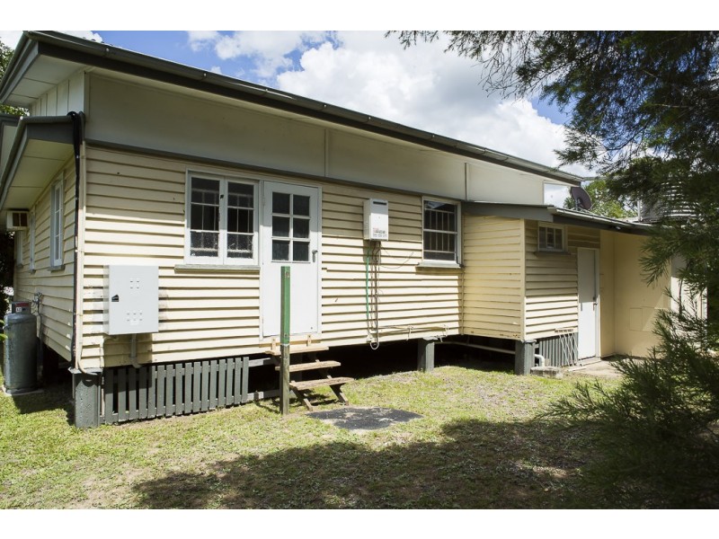 35 Margaret Street, Caboolture QLD 4510