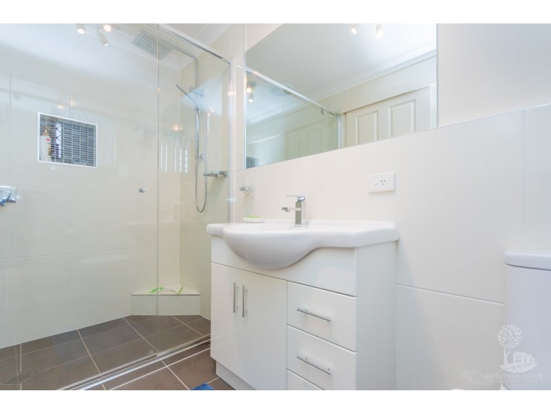 30 Parkridge Ave, Upper Caboolture QLD 4510