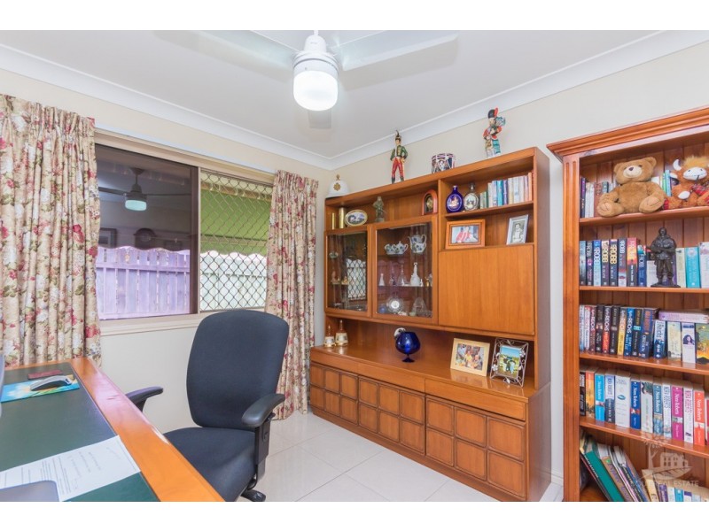 30 Parkridge Ave, Upper Caboolture QLD 4510