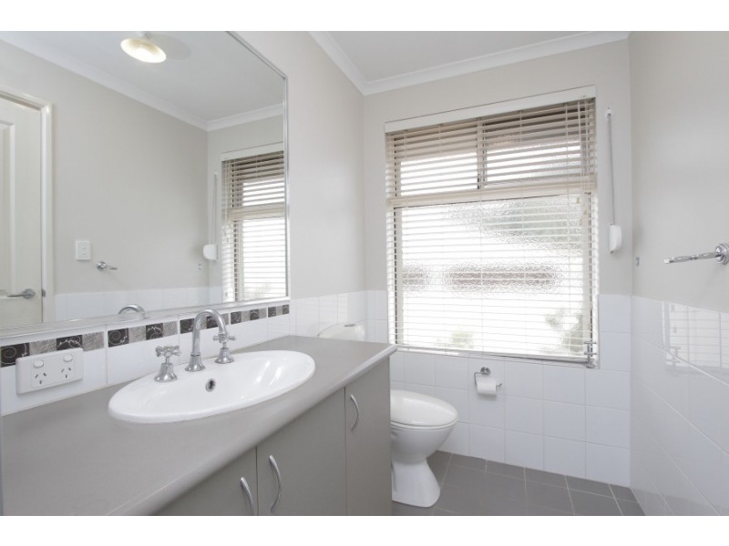 124A Mars Street, Carlisle WA 6101