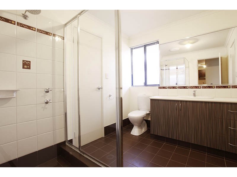 95 Bungaree Rd (cnr Margaret St), Wilson WA 6107