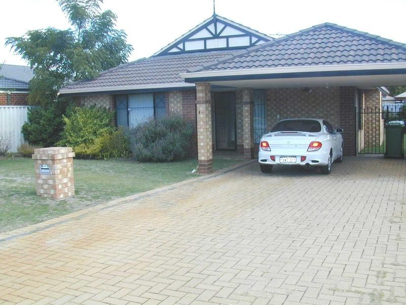 4 Walsh Avenue, Redcliffe WA 6104