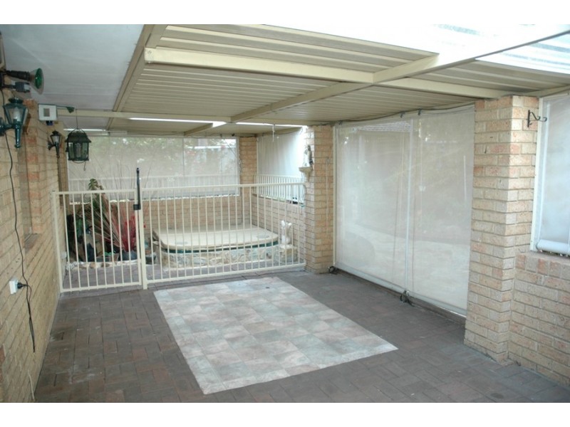 16 DORIGO PLACE, Gosnells WA 6110